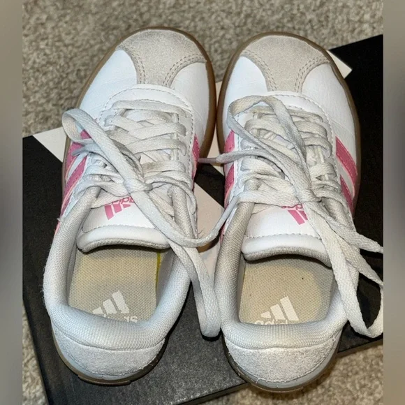 Adidas Kids White and Pink Sneakers with Tan Sole VL Court 3.0 K - Picture 7 of 10
